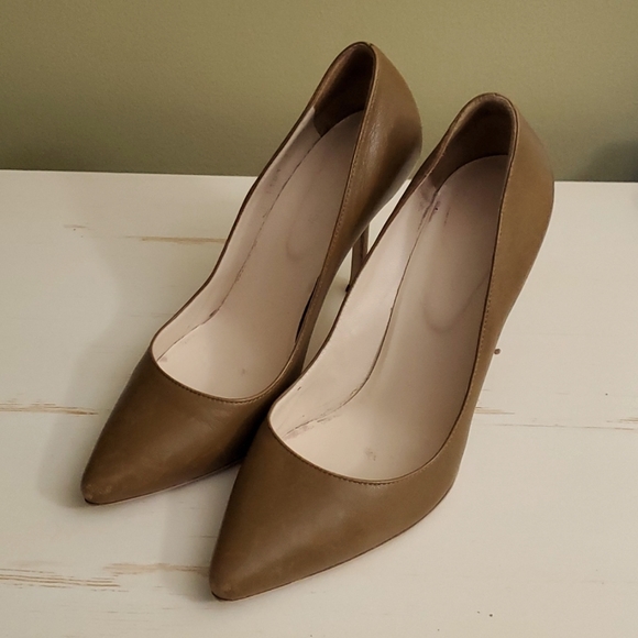 Sergio Rossi Shoes - Sergio Rossi | Neutral Stiletto Heels Sz 37